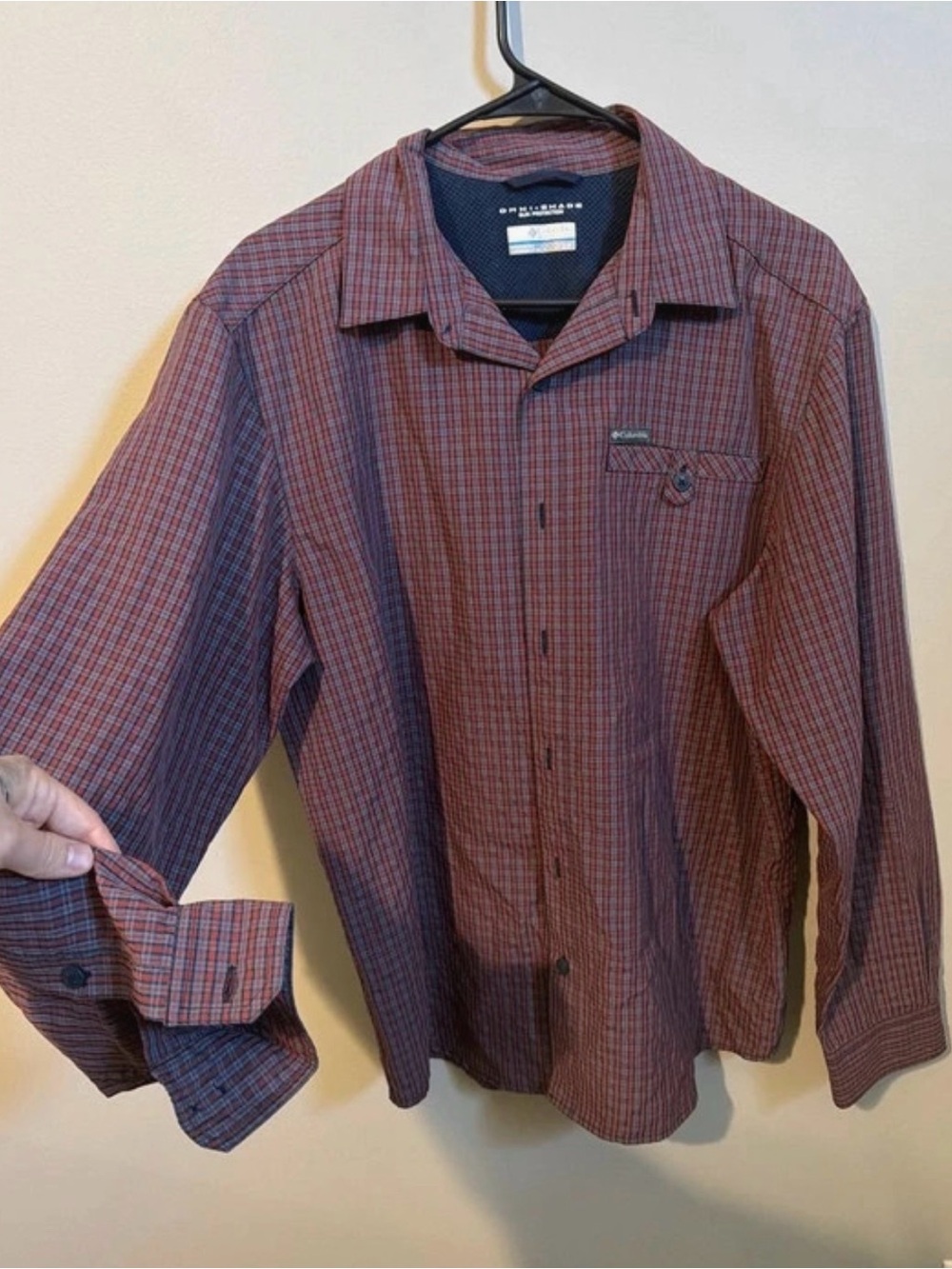 Columbia Men’s Red Plaid Long-Sleeve Button-Down Shirt